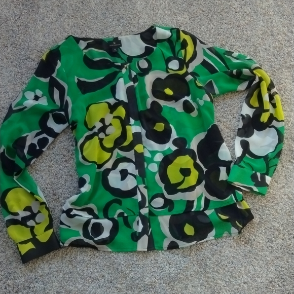 St. Patrick's Day SEXY top, sunglasses & necklaces - Picture 3 of 11